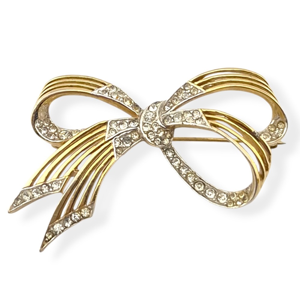 Signed BOUCHER Vintage Gold Plated & Pave Rhinestone Ribbon Bow Brooch 3399